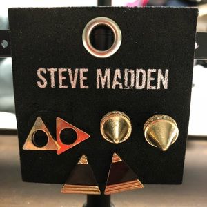 Steve Madden 3 Set Earring